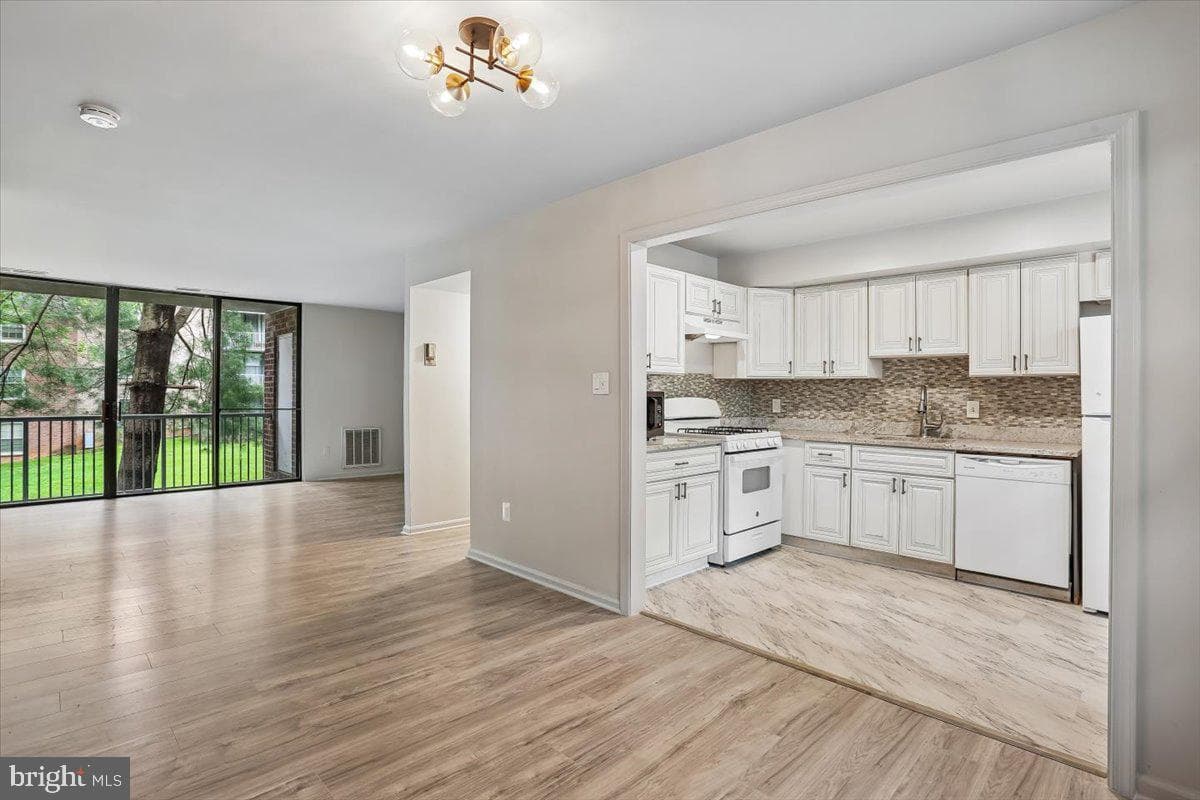 726 Quince Orchard Boulevard #726-10 photo 13