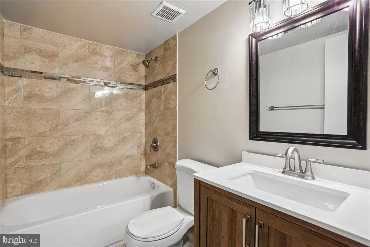 726 Quince Orchard Boulevard #726-10 photo 28