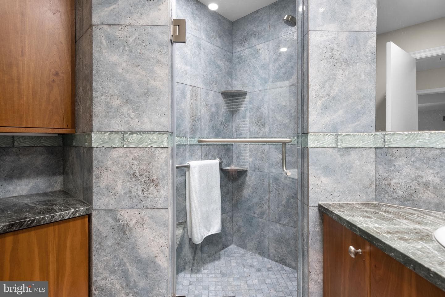 12806 Gaffney Road photo 32