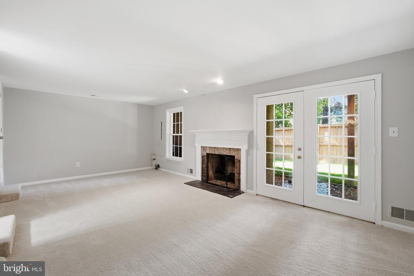 6028 Loganwood Drive photo 28