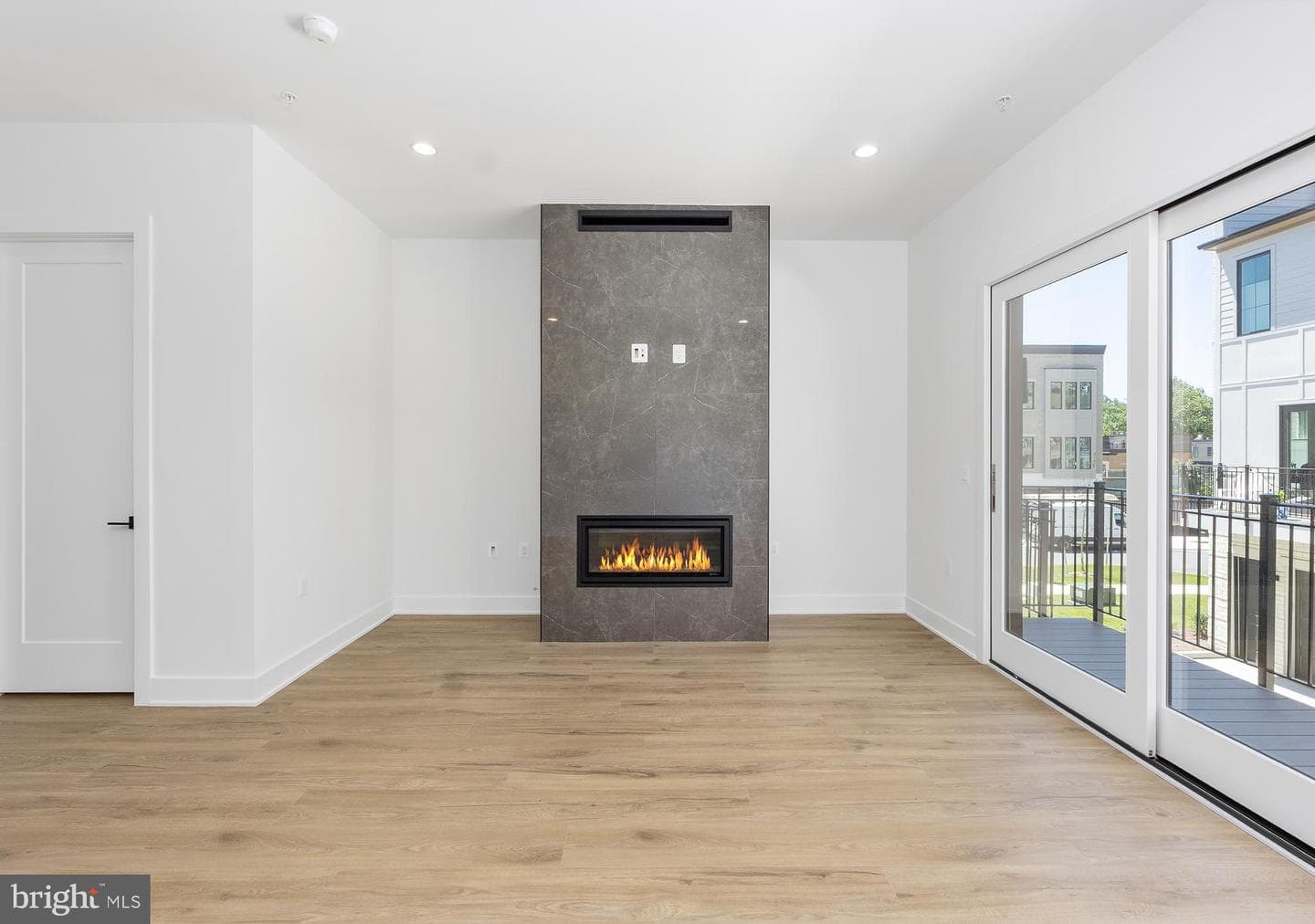 8622 Erdem Place photo 5