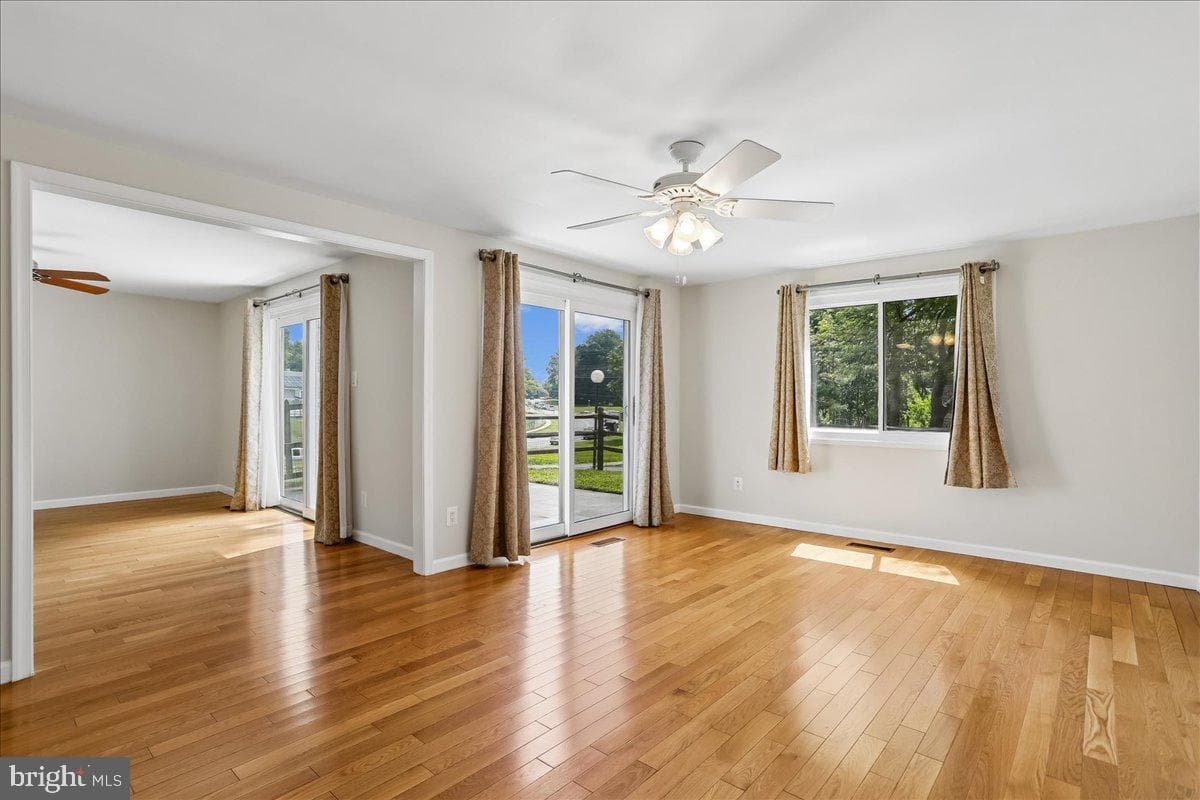 10400 Capehart Court photo 13