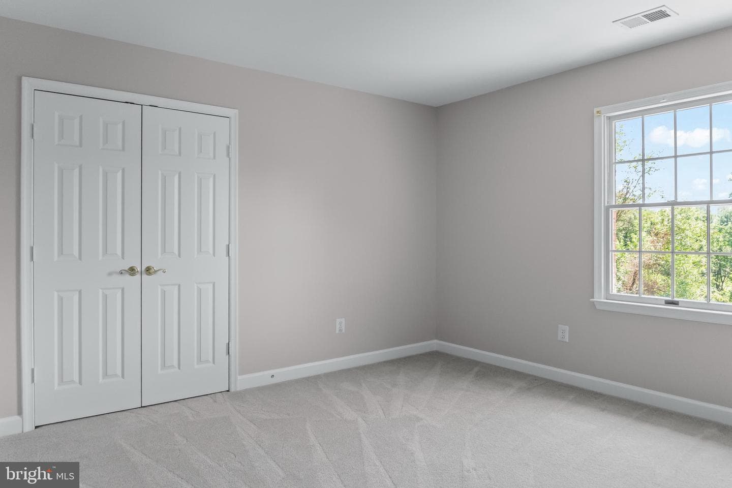 14430 Seneca Road photo 32