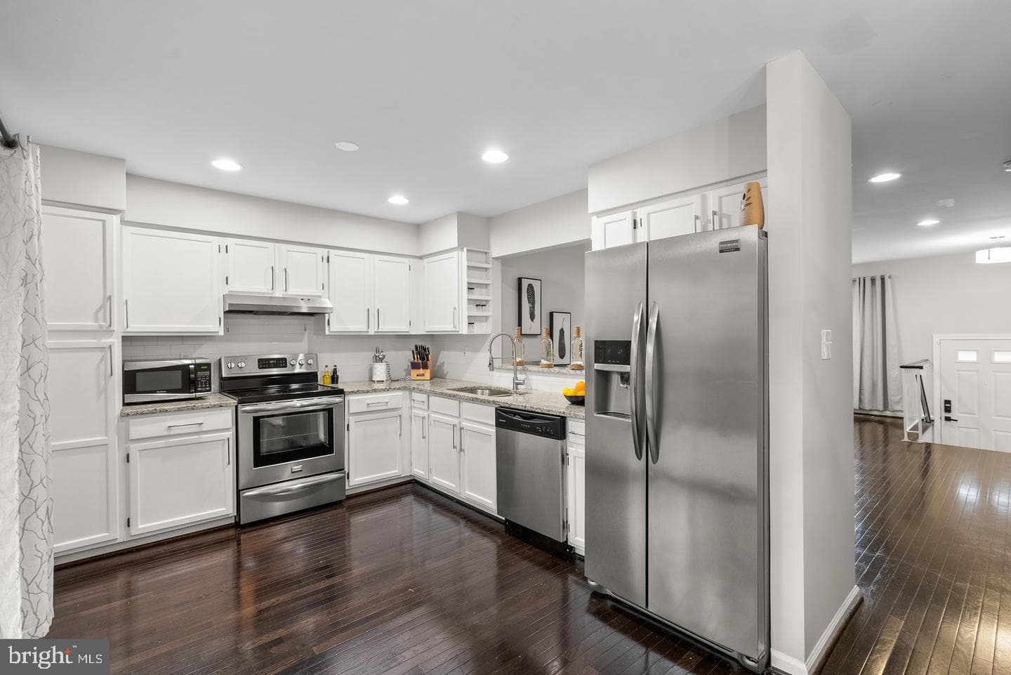 18005 Sunset Lake Court photo 12