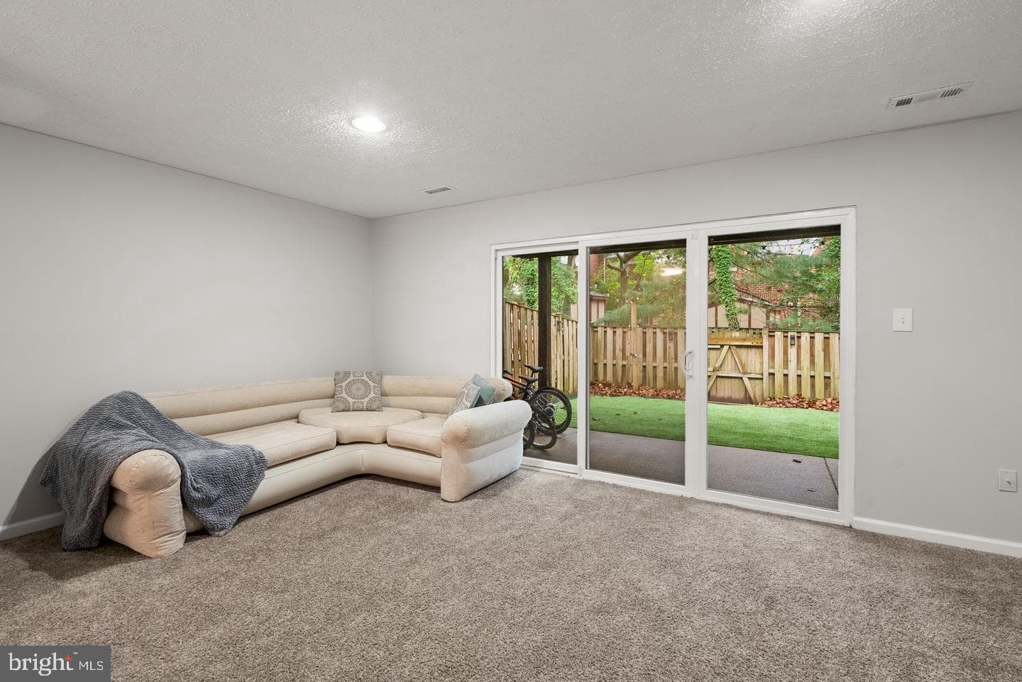 18005 Sunset Lake Court photo 29