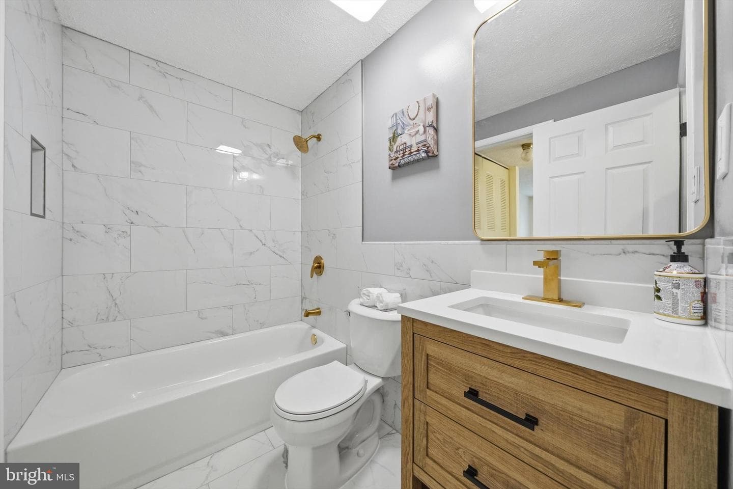 2807 Shepperton Terrace photo 20