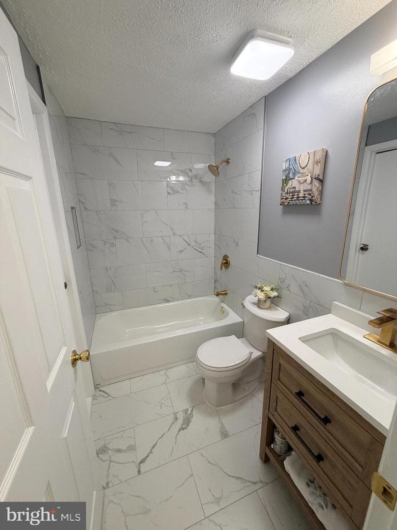 2807 Shepperton Terrace photo 22