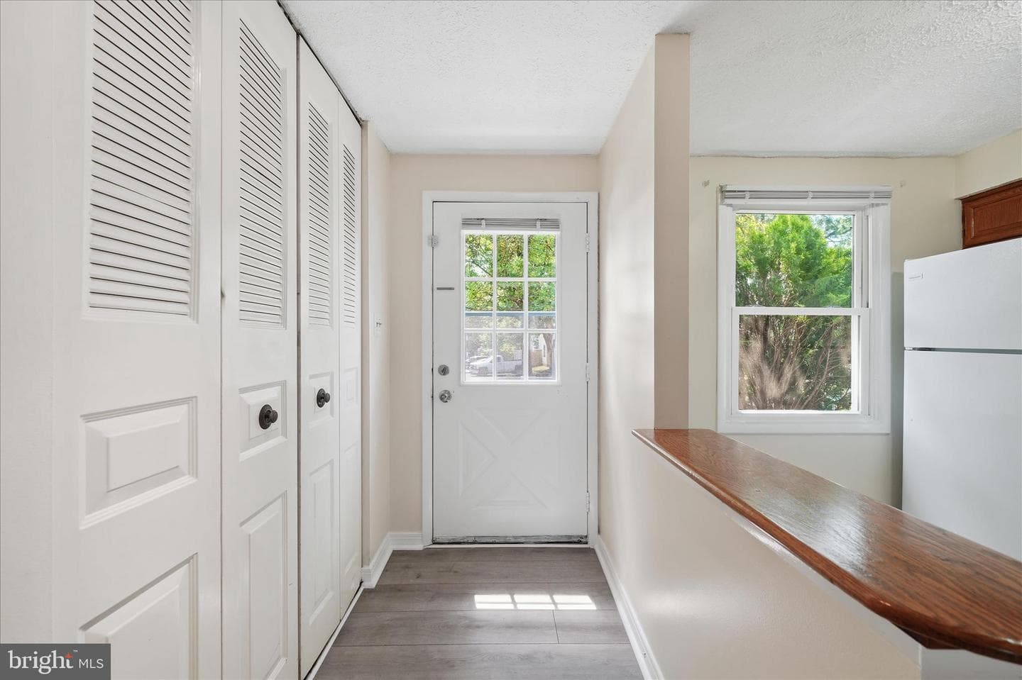2807 Shepperton Terrace photo 36