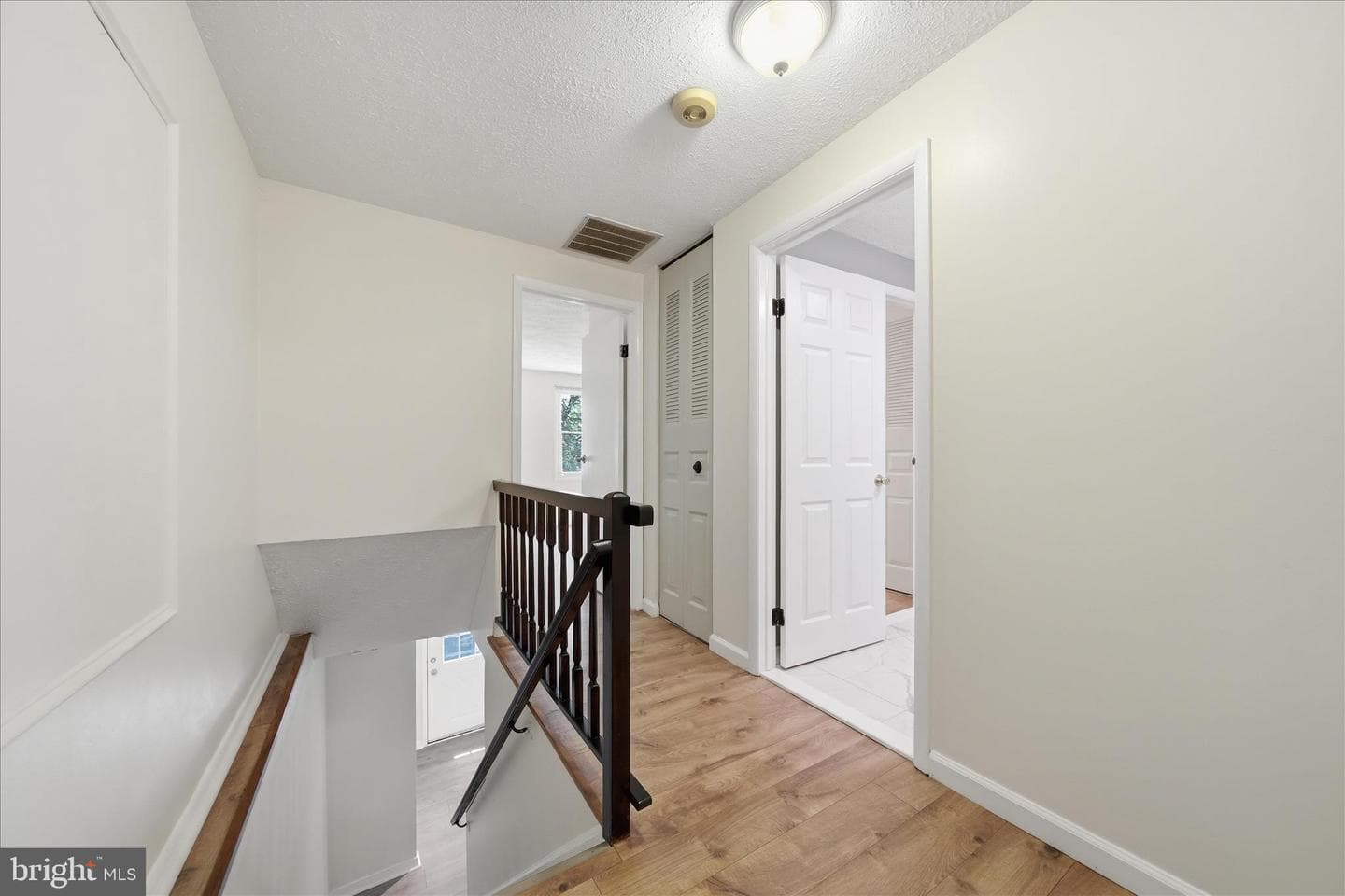 2807 Shepperton Terrace photo 64