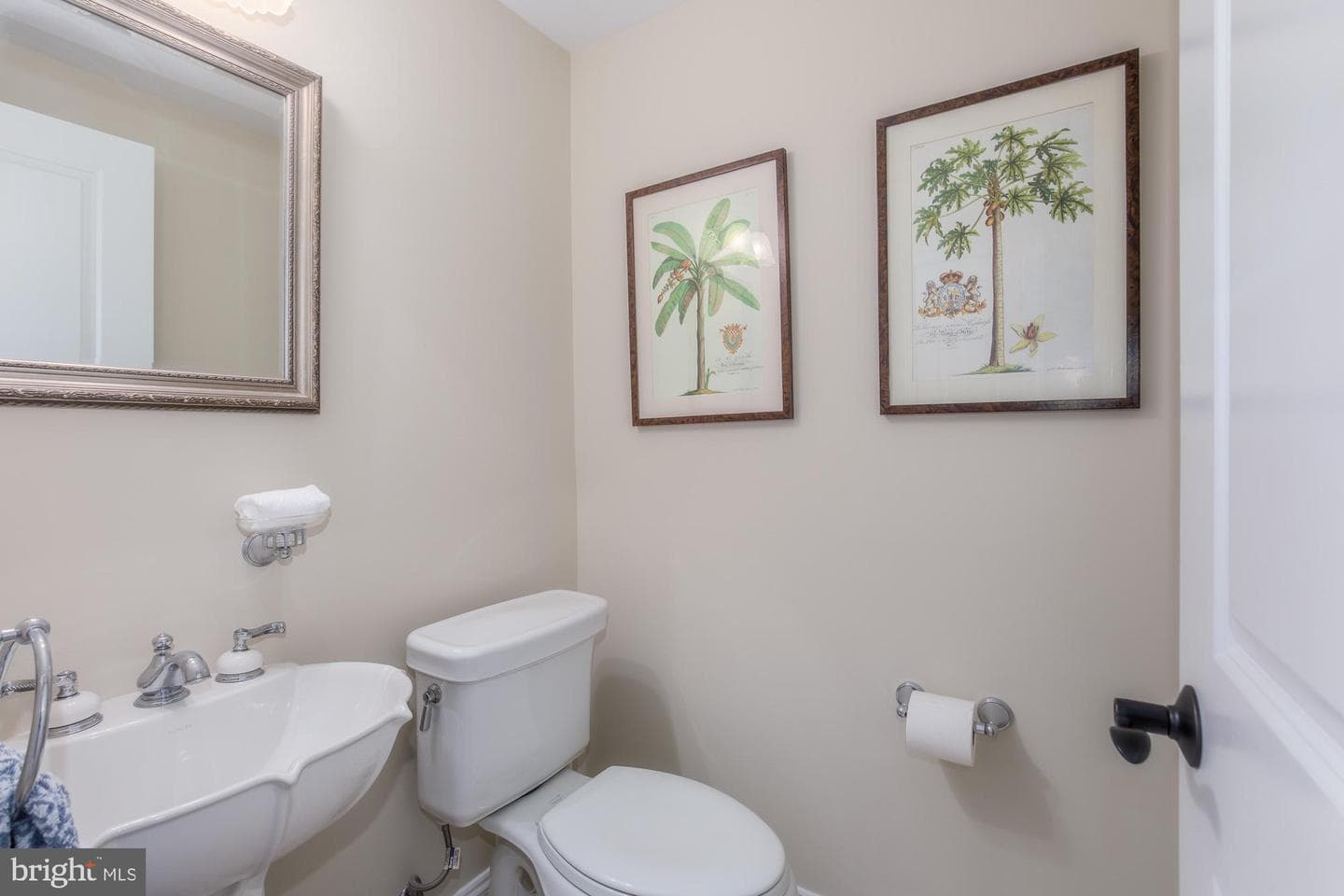 5601 Vernon Place photo 23