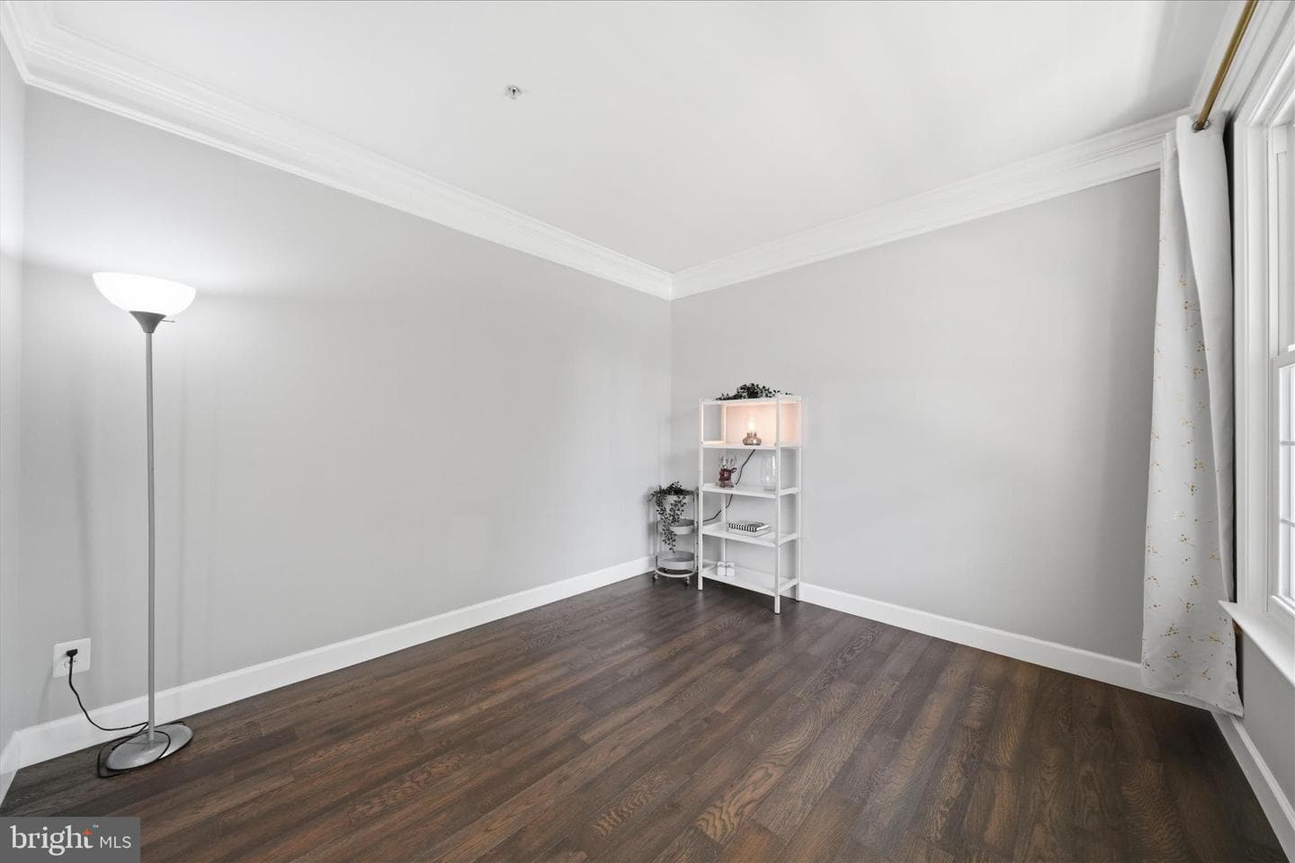 23121 Frederick Road photo 7