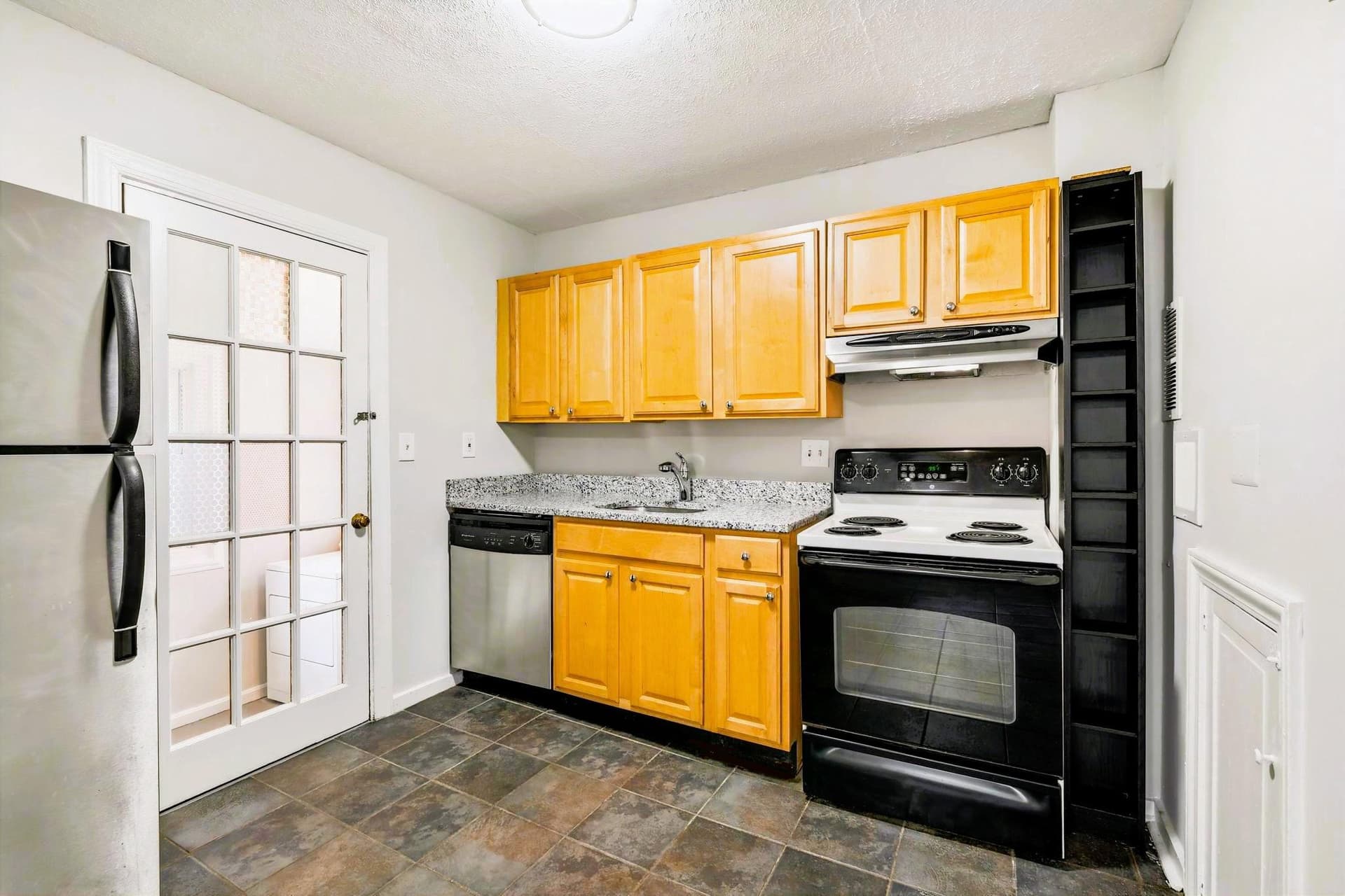 703 Gail Avenue photo 8