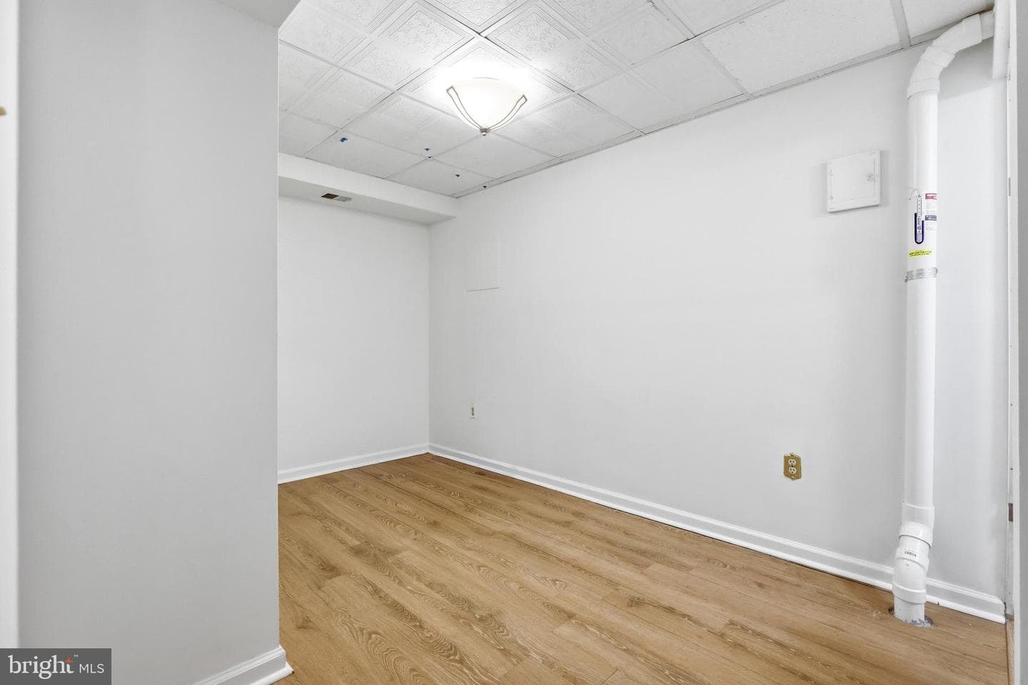 10505 Tyler Terrace photo 32
