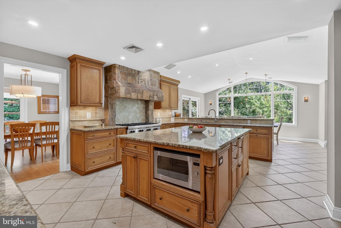 9701 Overlea Drive, Rockville