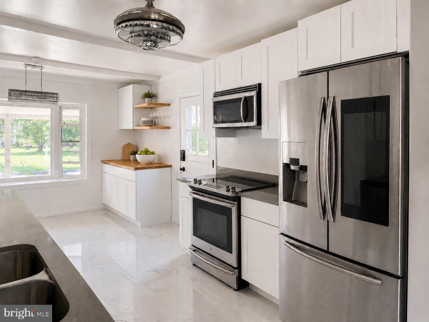 1202 Canyon Road photo 6