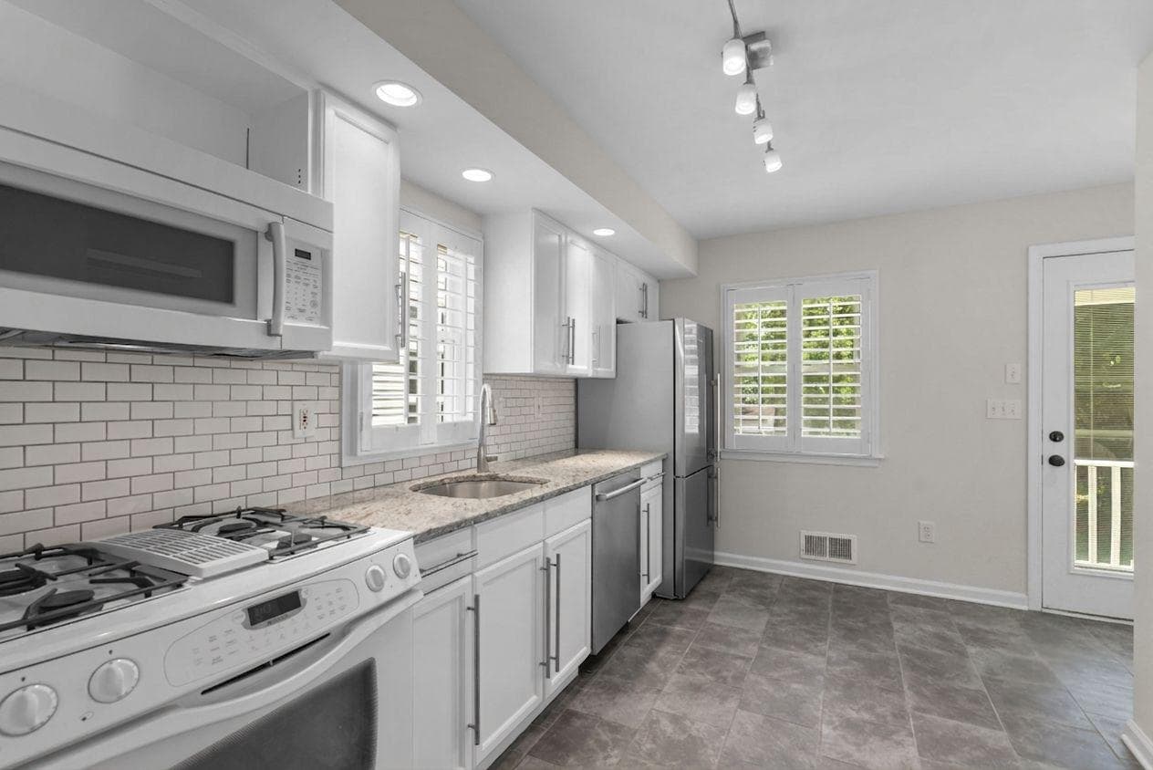 513 Park Road photo 10