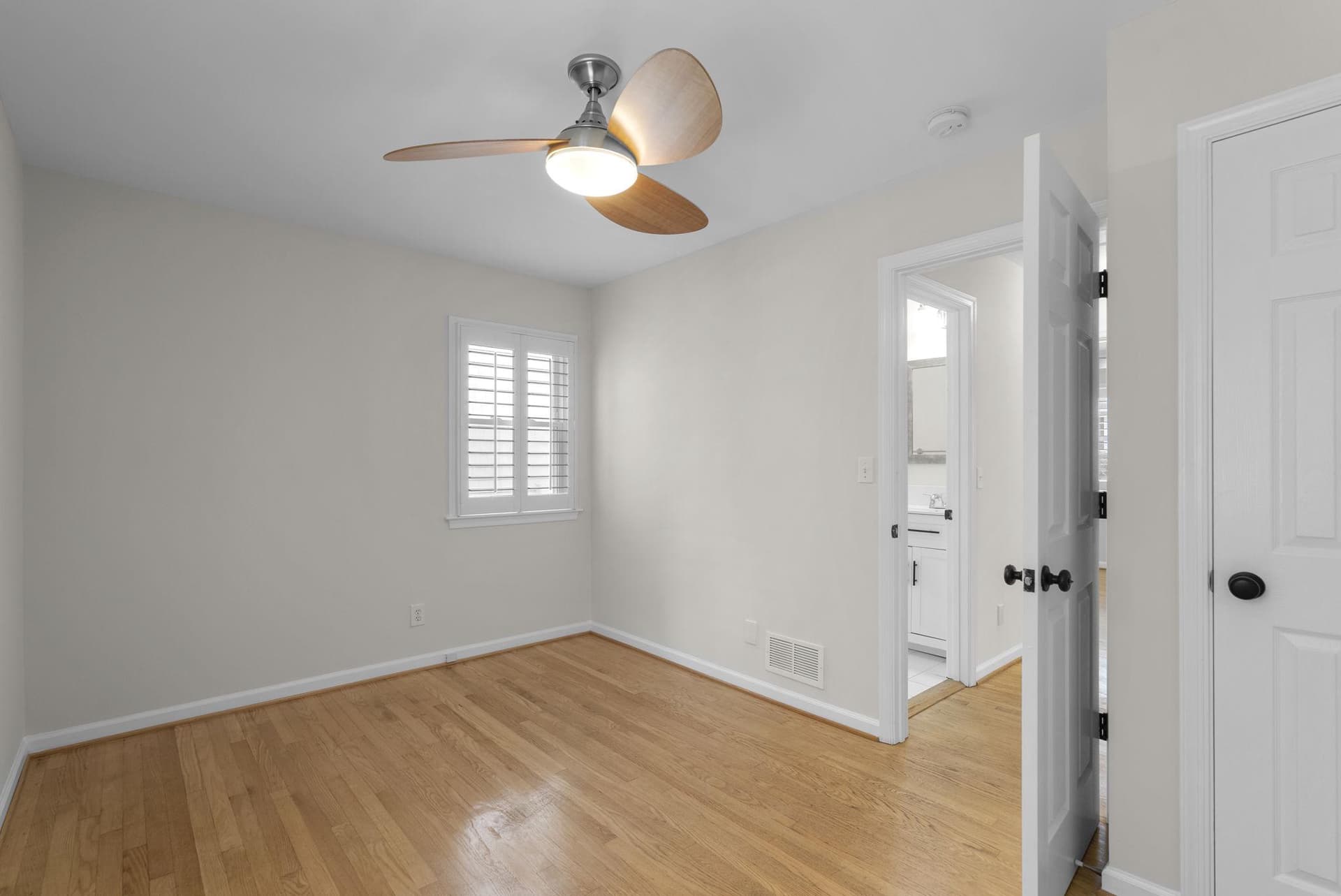 513 Park Road photo 15