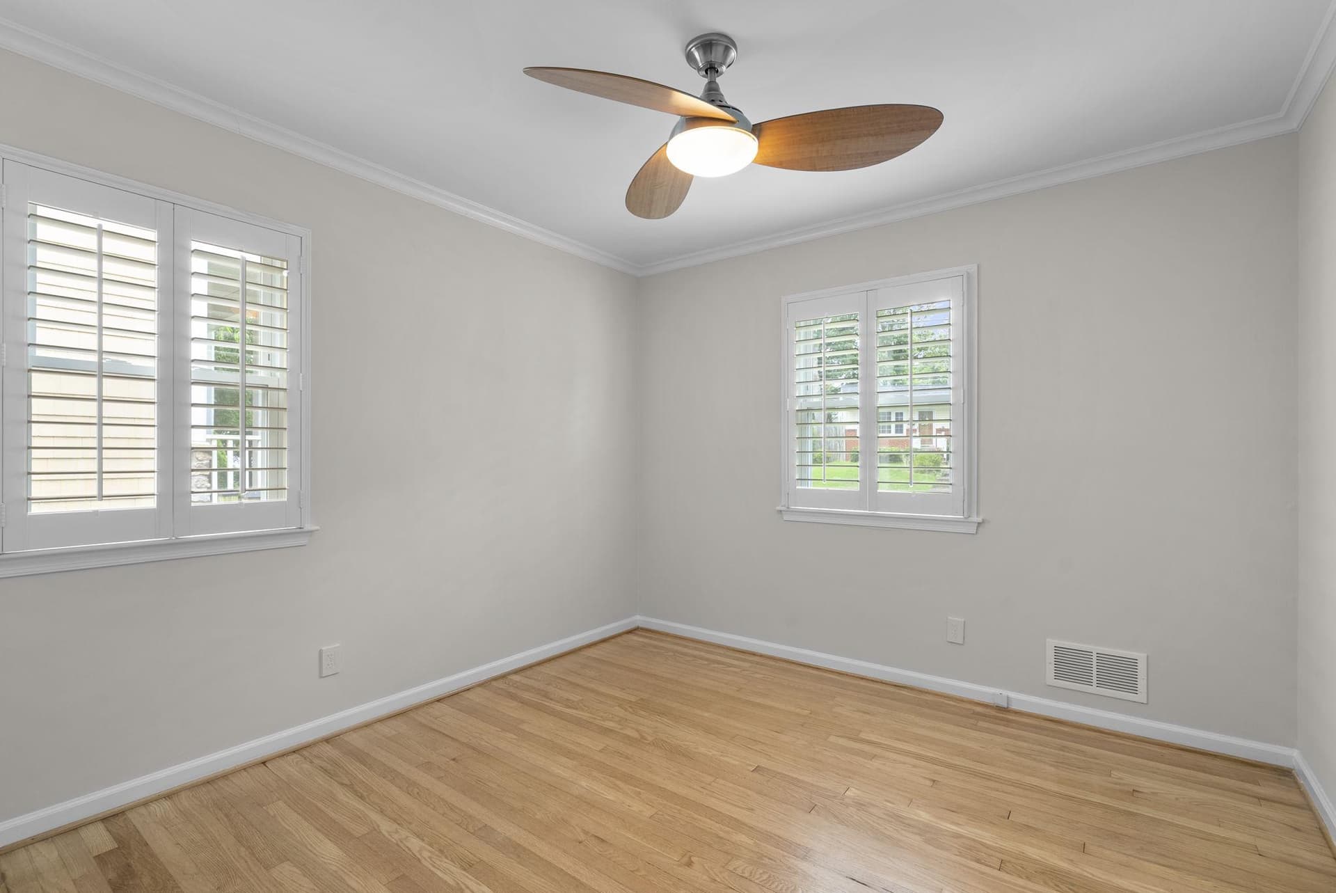513 Park Road photo 17