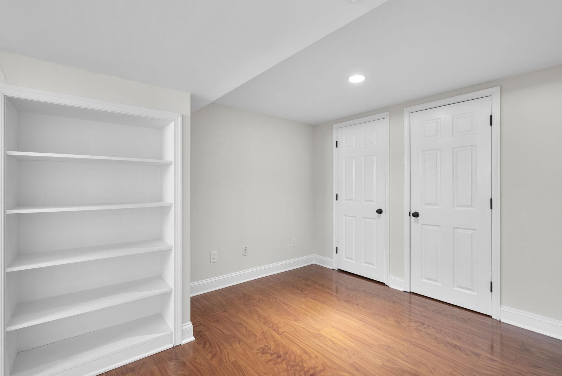 513 Park Road photo 24