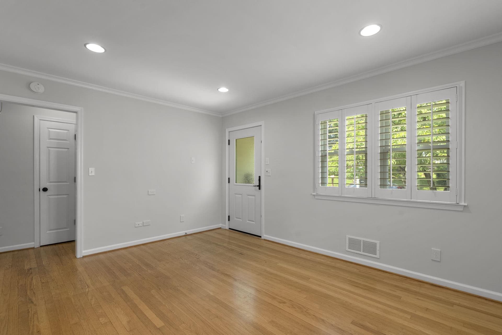 513 Park Road photo 4