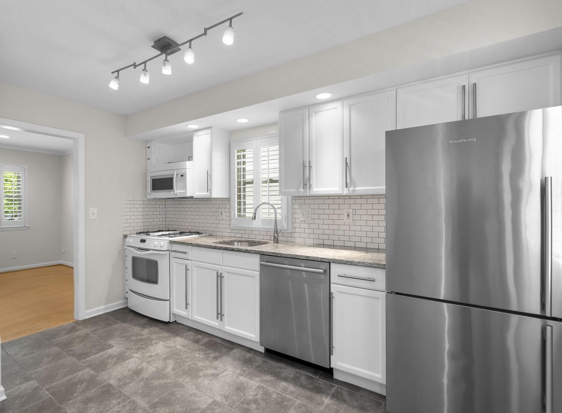 513 Park Road photo 9