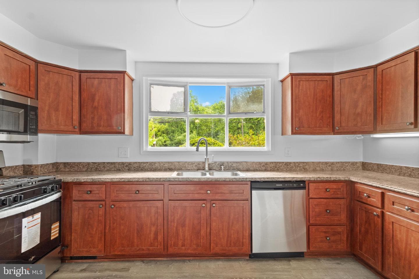2302 Veirs Mill Road photo 17