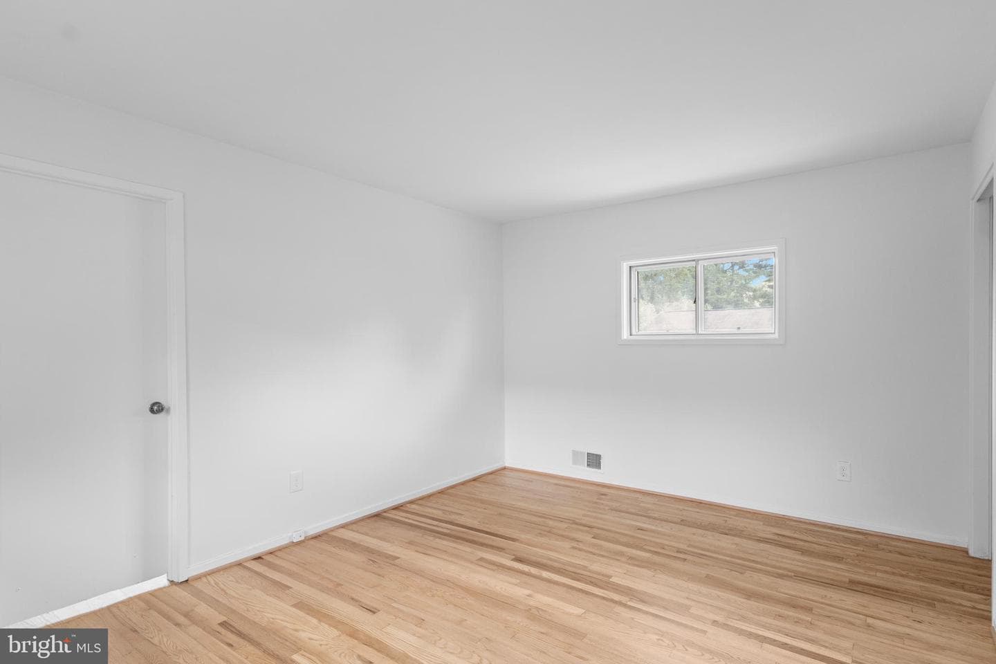 2302 Veirs Mill Road photo 5