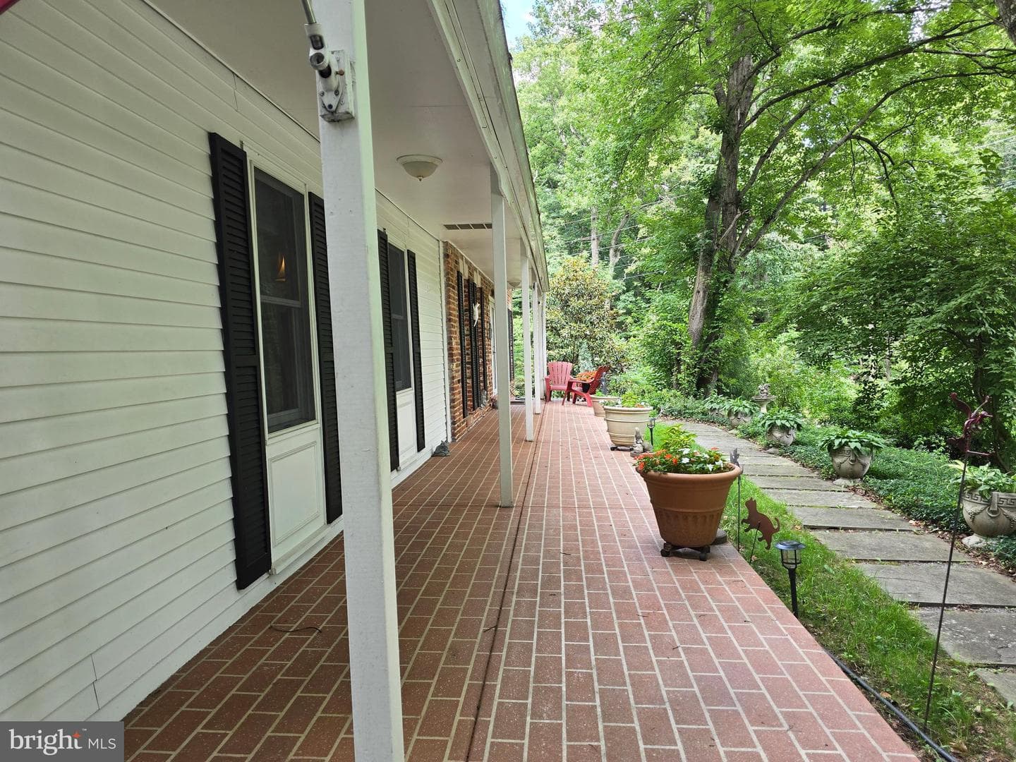 16601 Briardale Road photo 3