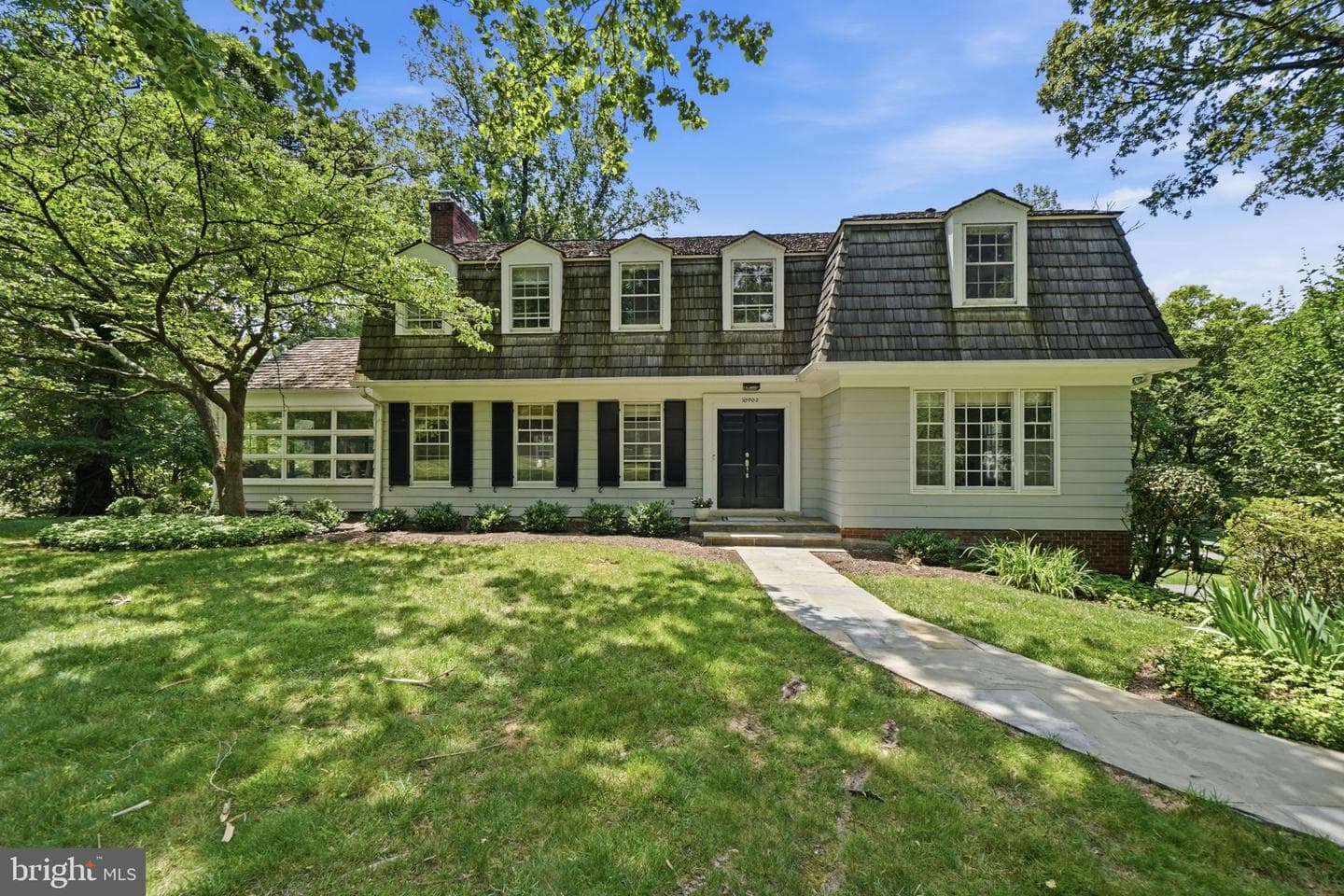 10904 Stanmore Drive photo 1