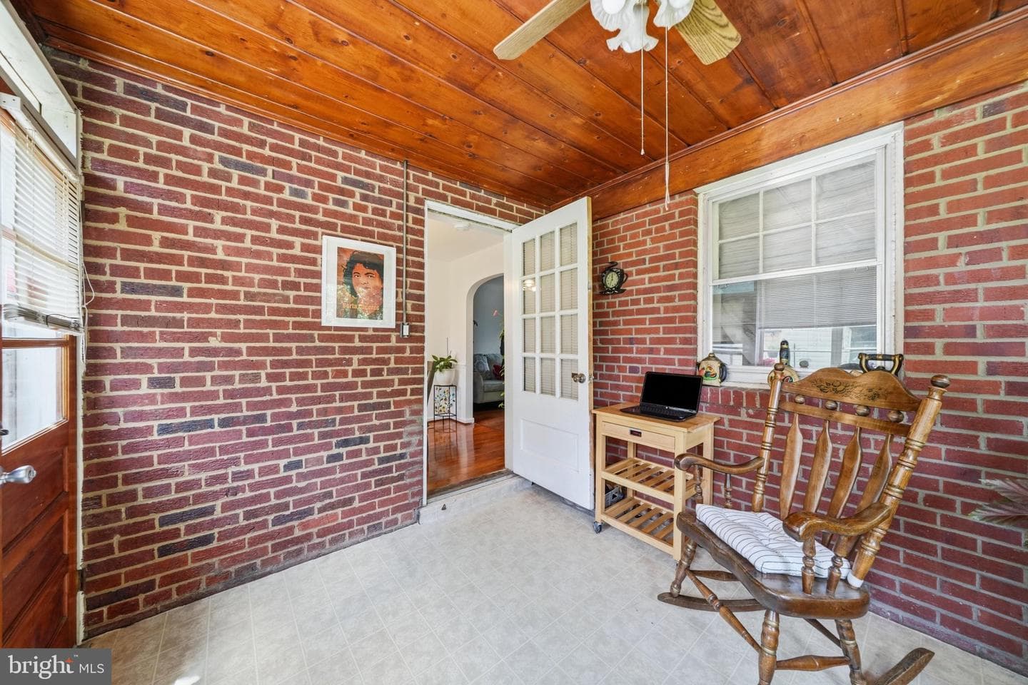 11931 Centerhill Street photo 19