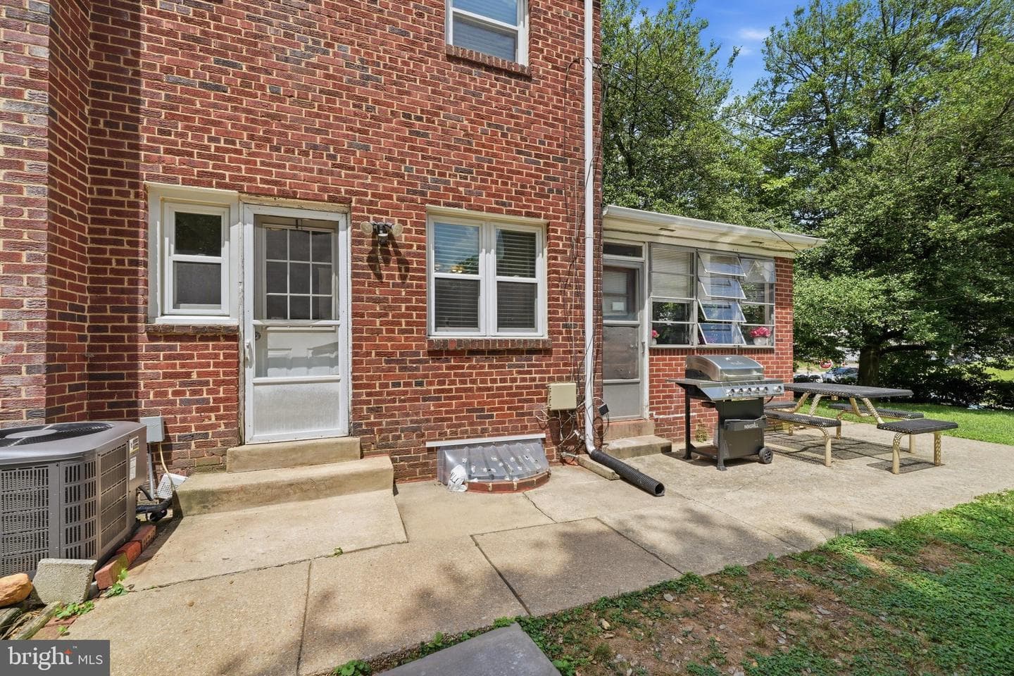 11931 Centerhill Street photo 41