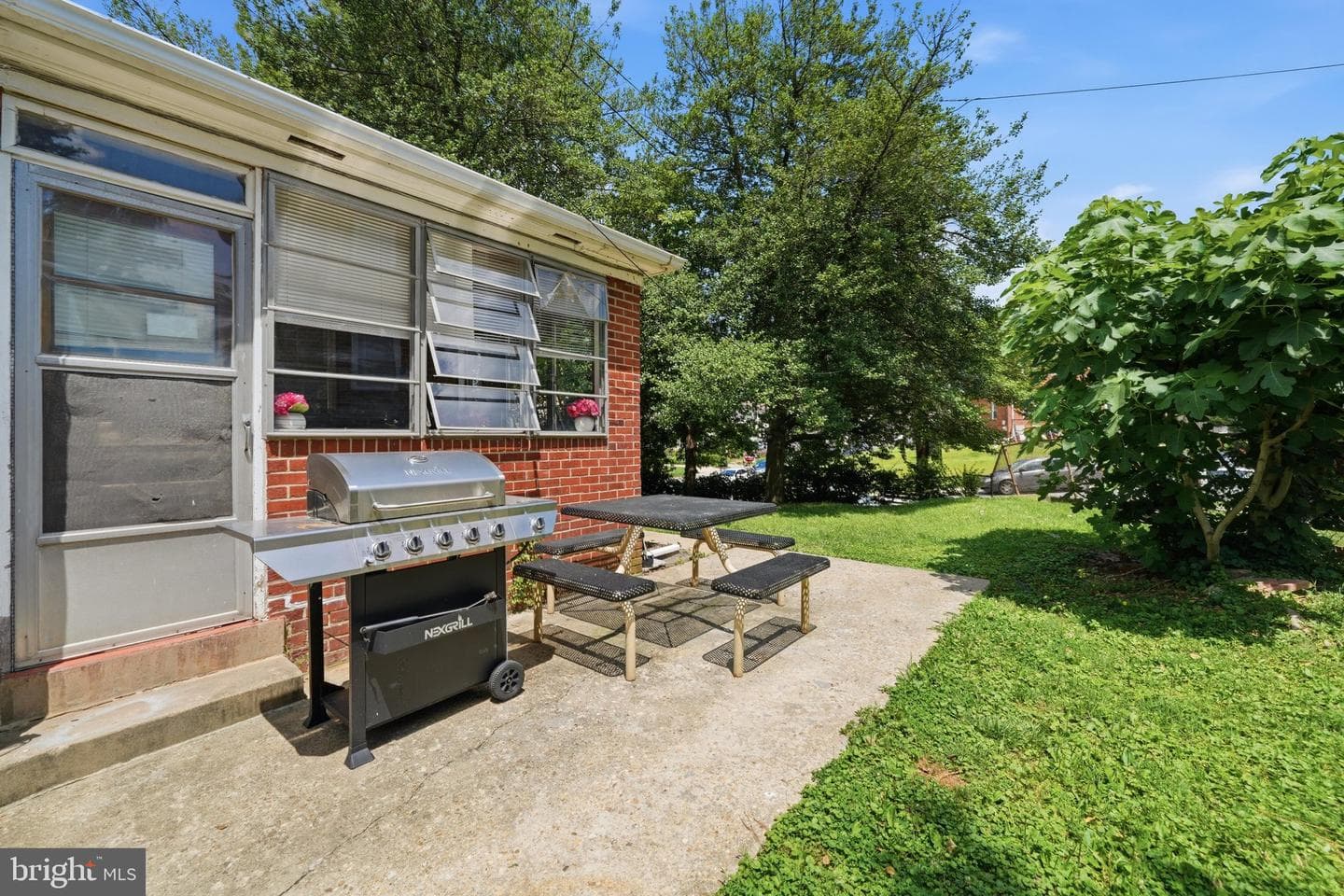 11931 Centerhill Street photo 44