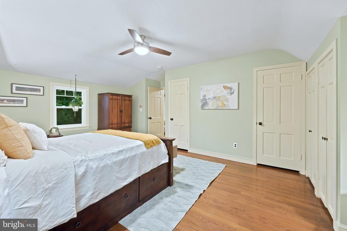 8902 Sudbury Road photo 27