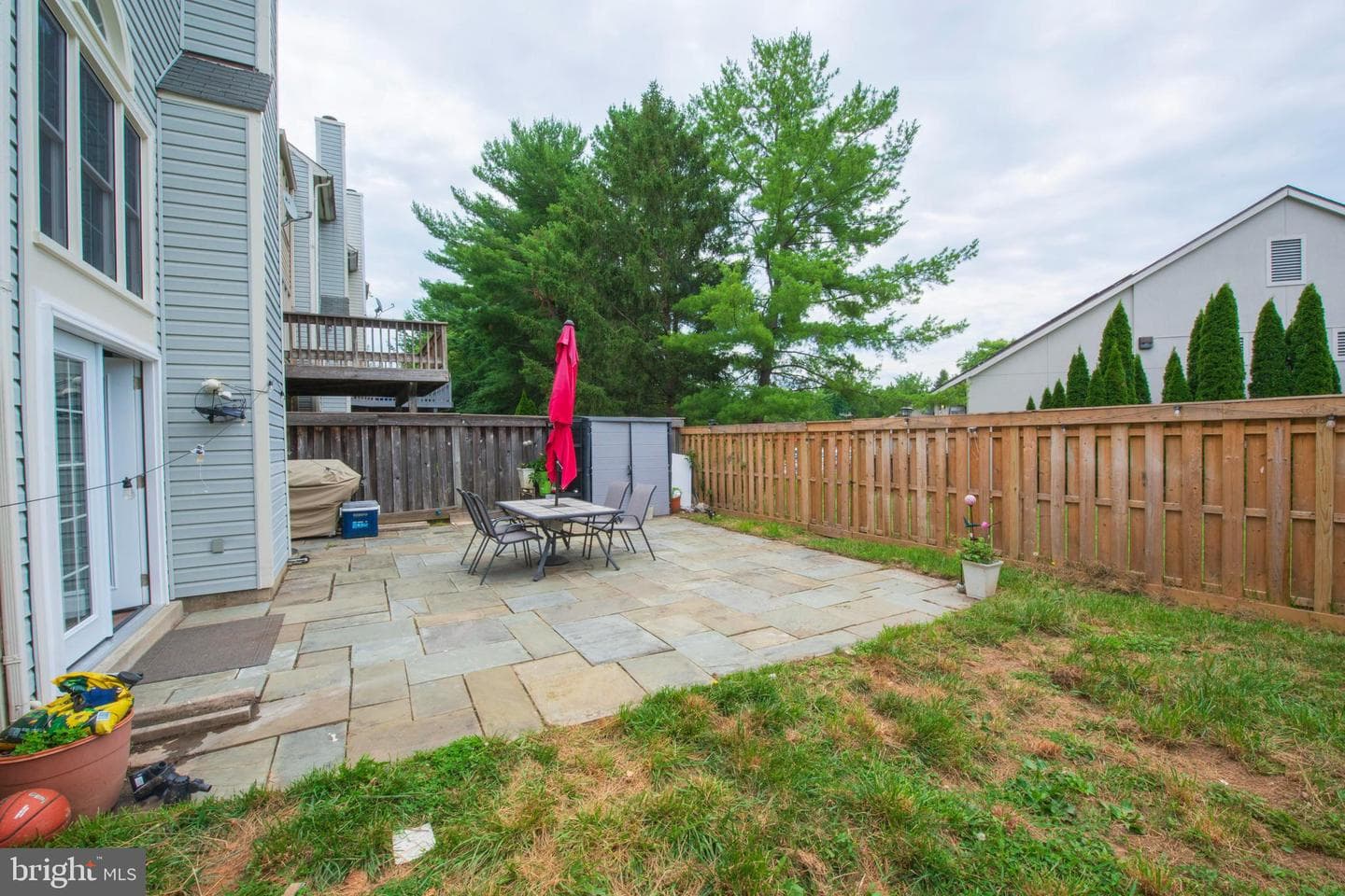 8698 Delcris Drive photo 44
