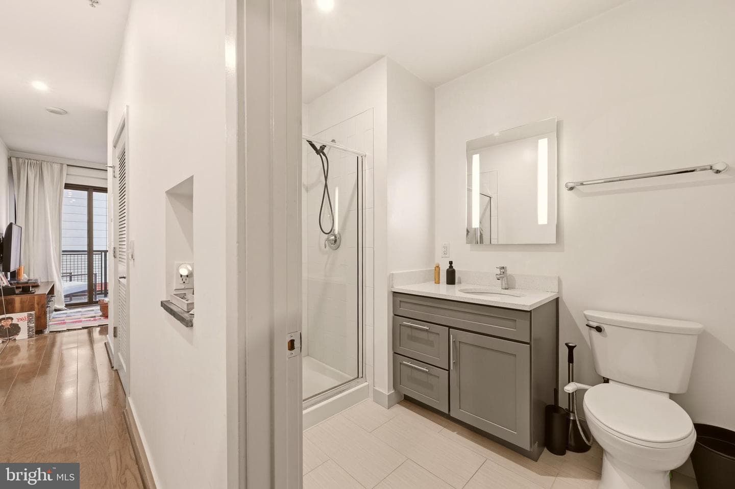 1320 Fenwick Lane #204 photo 13