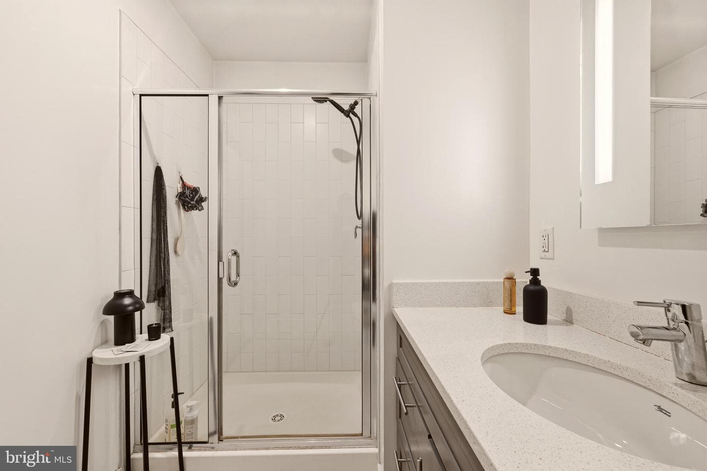 1320 Fenwick Lane #204 photo 15