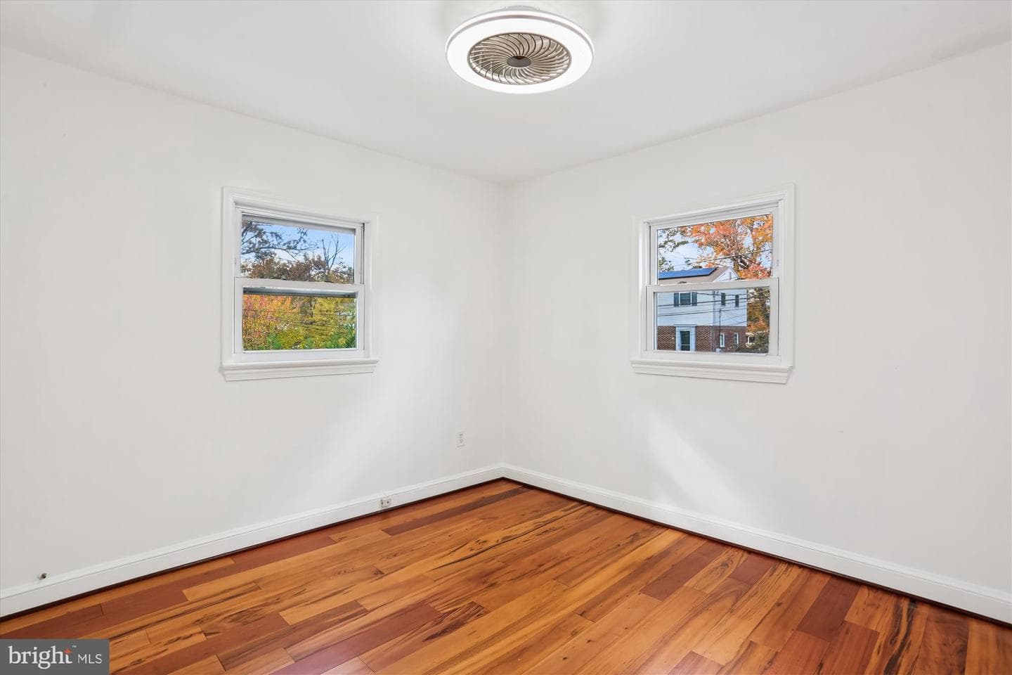 717 Ludlow Street photo 33