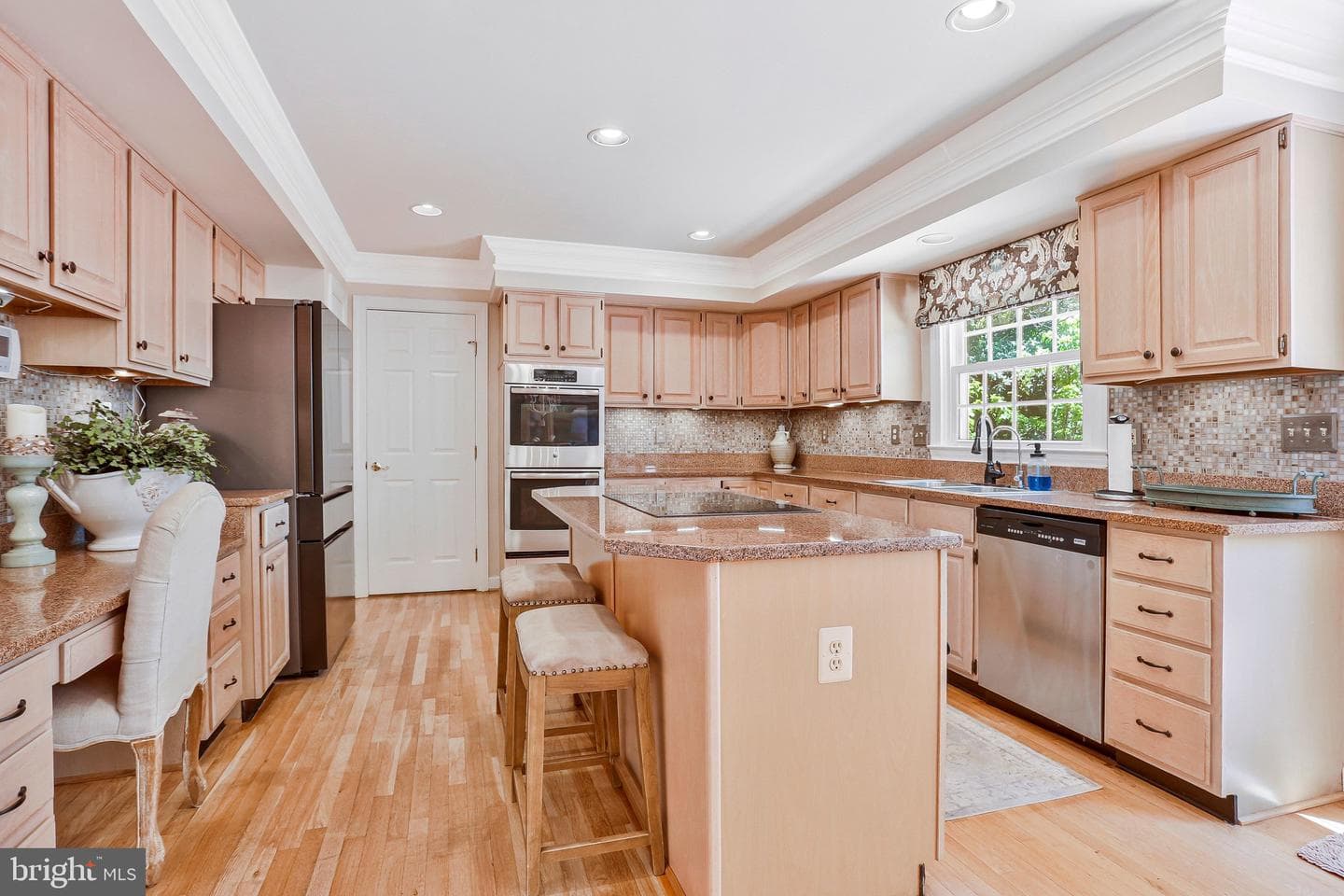 14201 Floral Park Drive photo 20