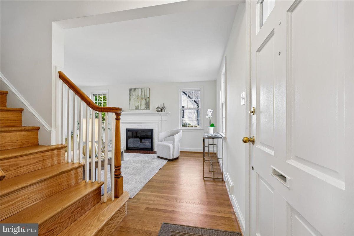 4504 Gladwyne Drive photo 4