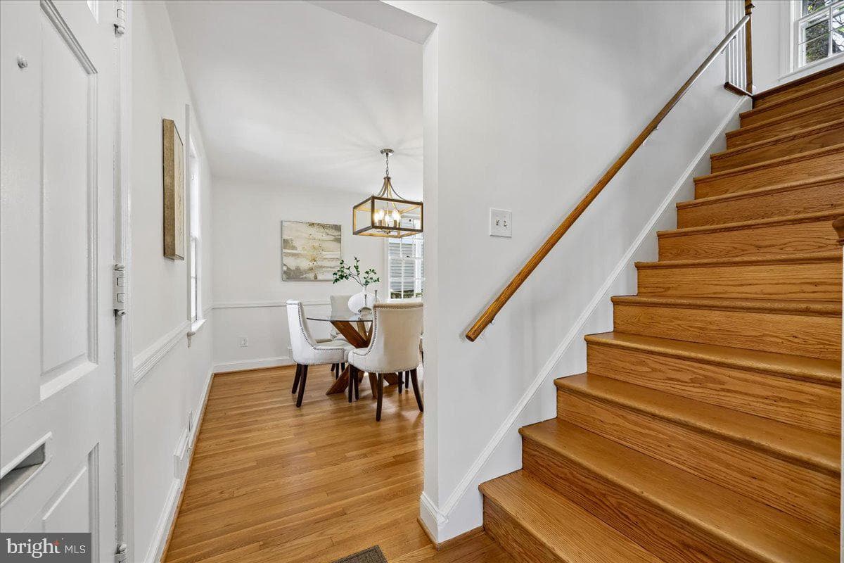 4504 Gladwyne Drive photo 9