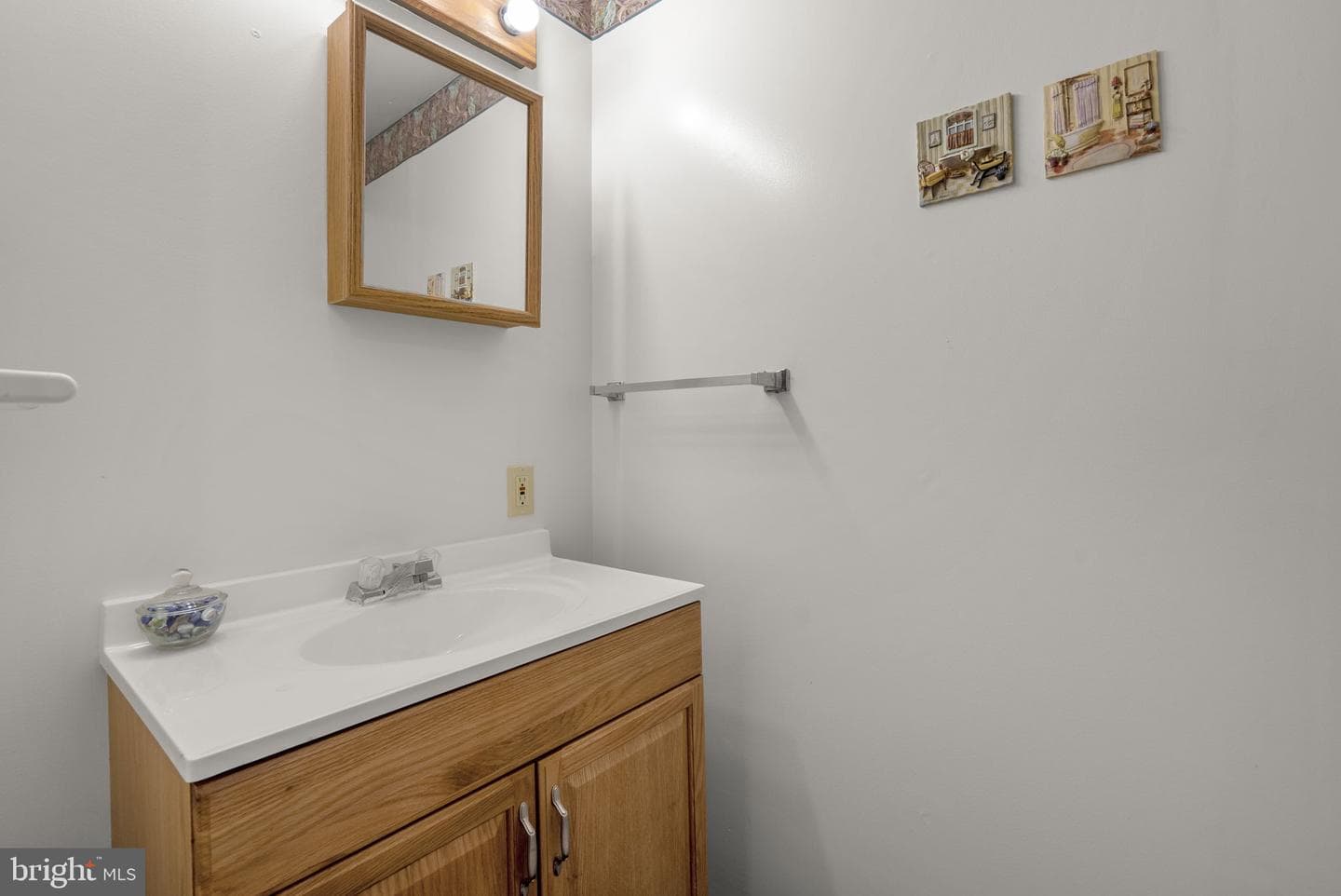 4505 Cannes Lane photo 39