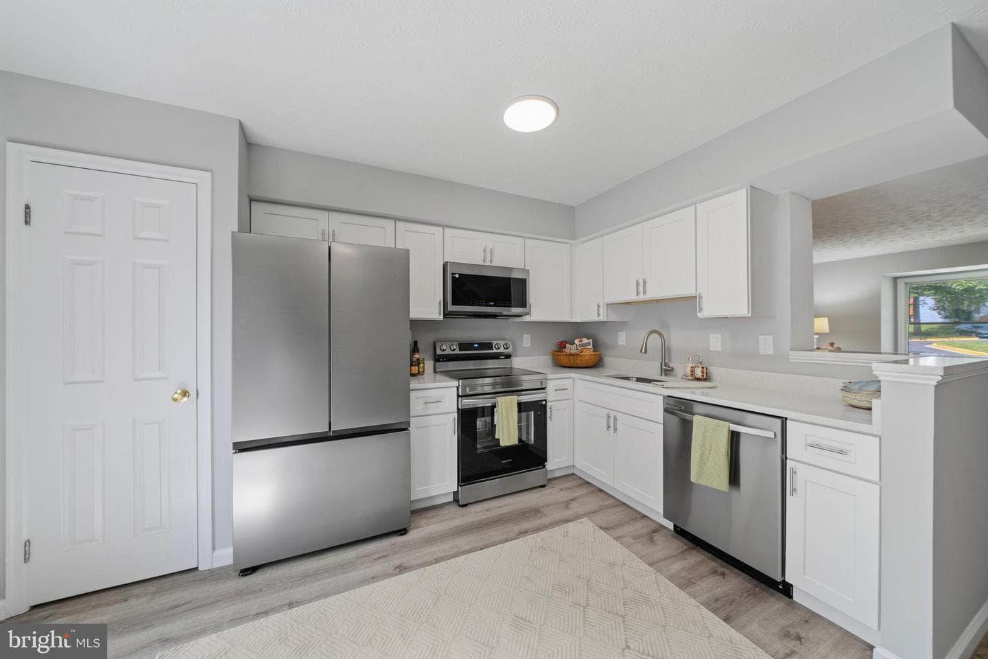 12501 Coral Grove Place photo 11