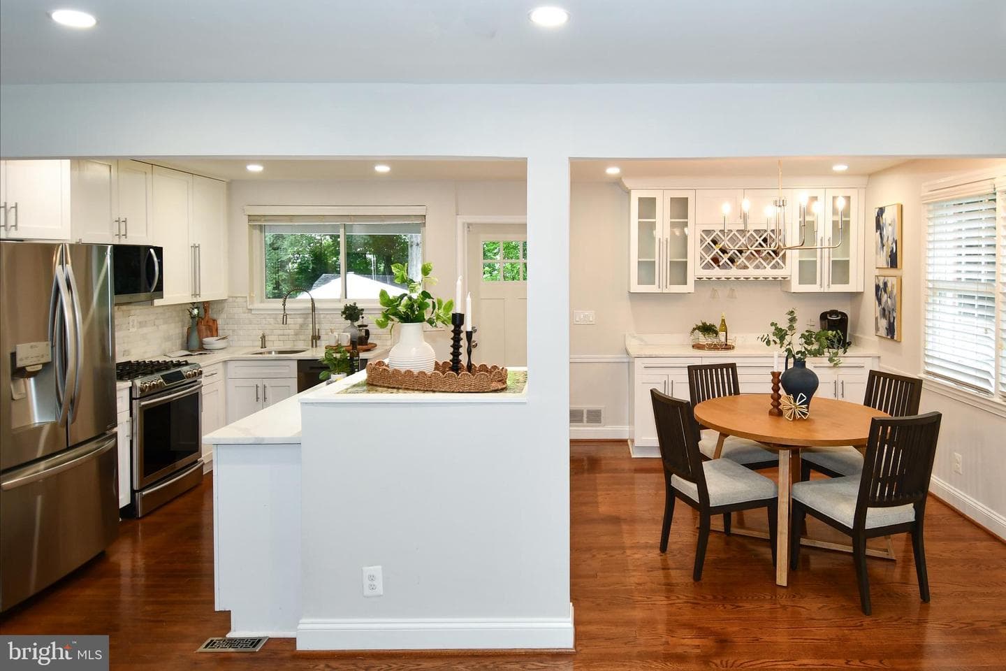 3401 Oberon Street photo 7
