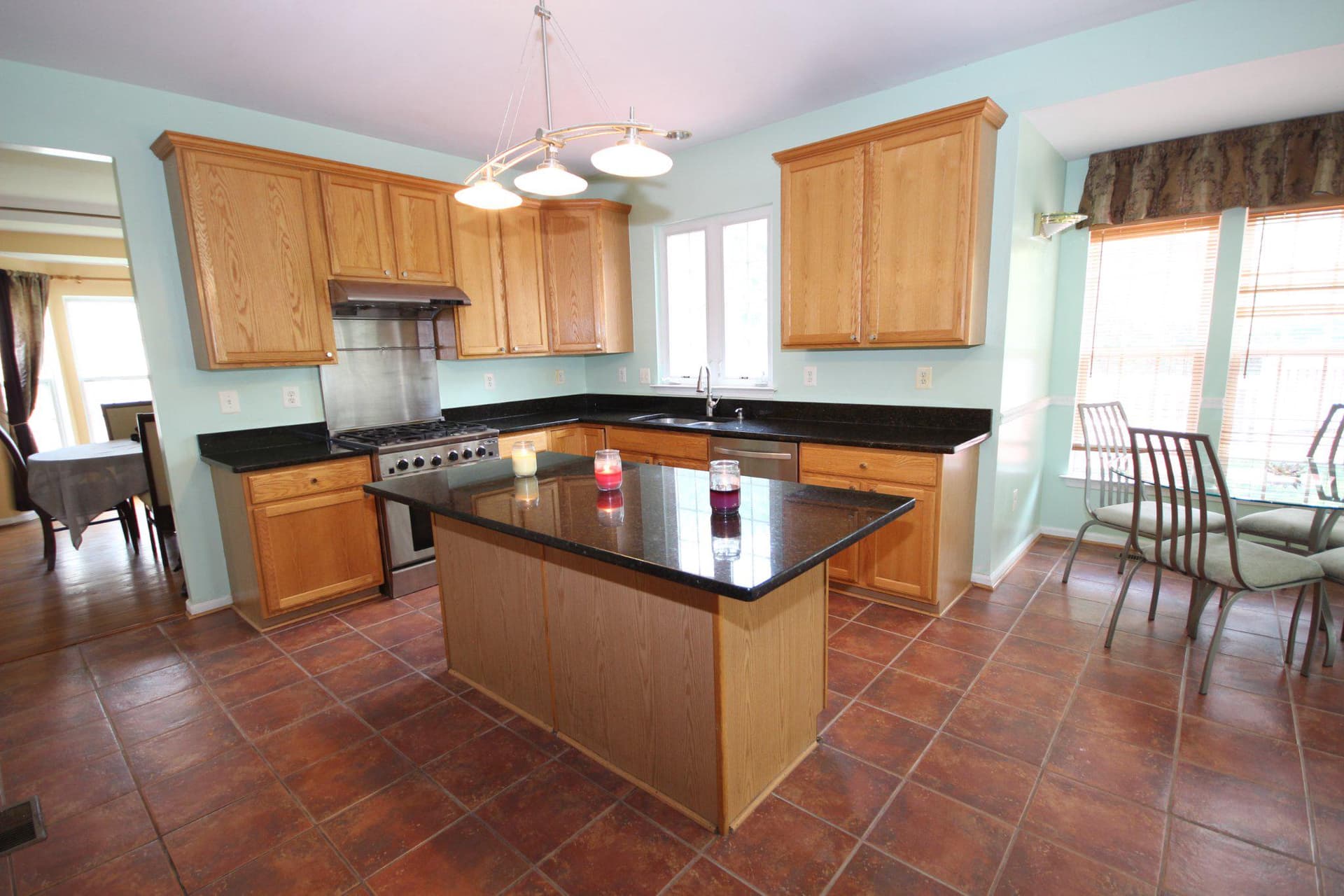 18537 Reliant Drive photo 6
