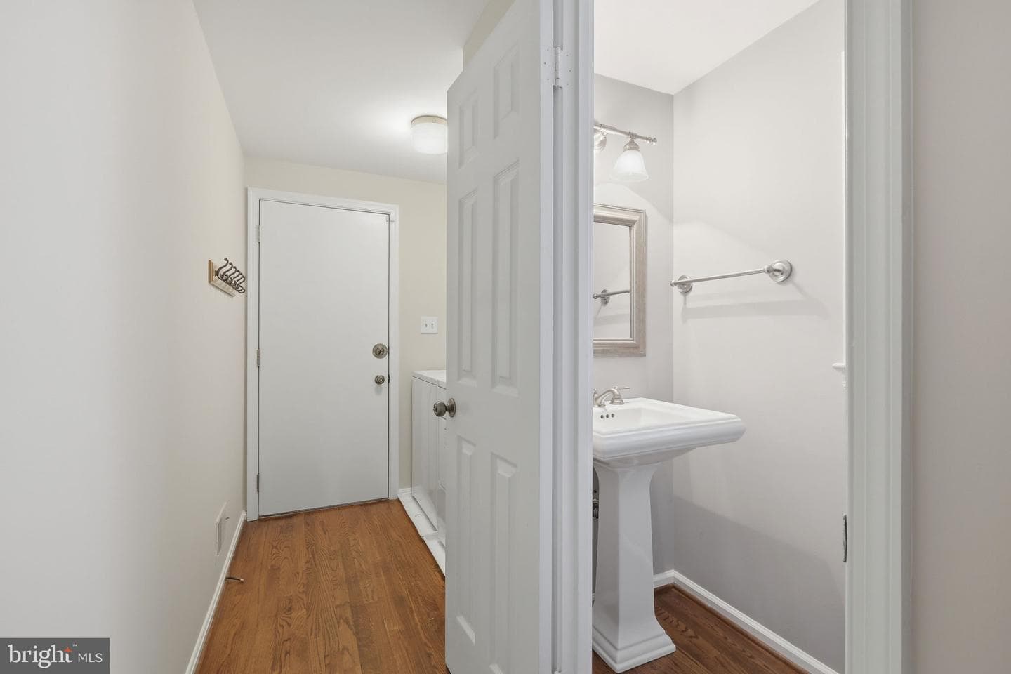 1429 Longhill Drive photo 21