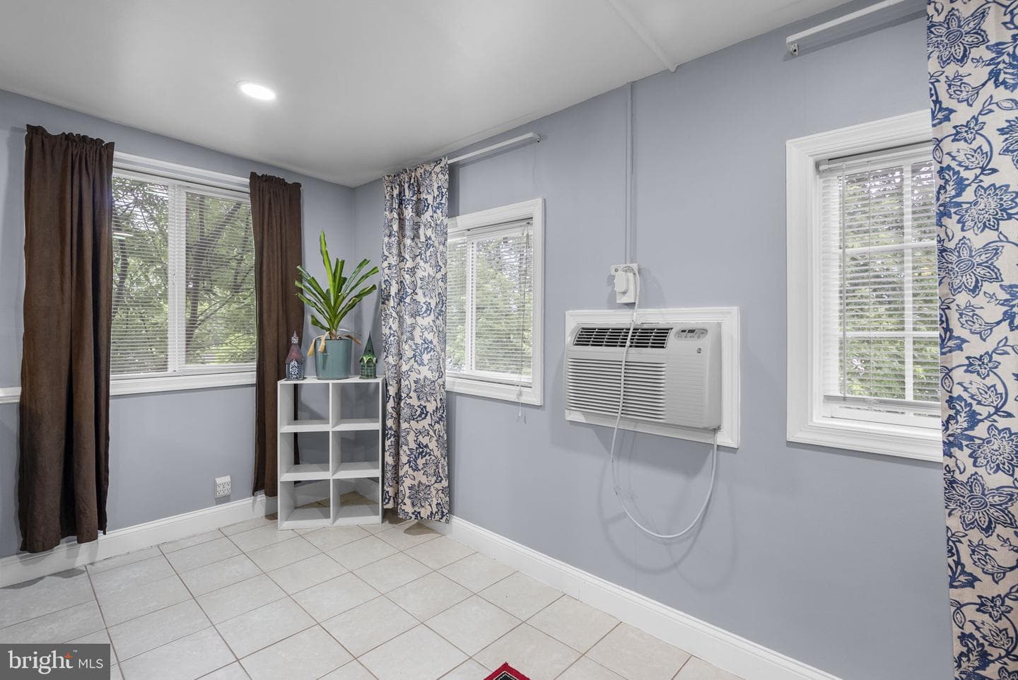 12220 Centerhill Street photo 15