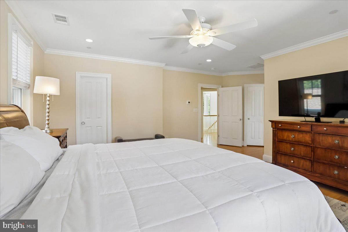 7800 Radnor Road photo 38