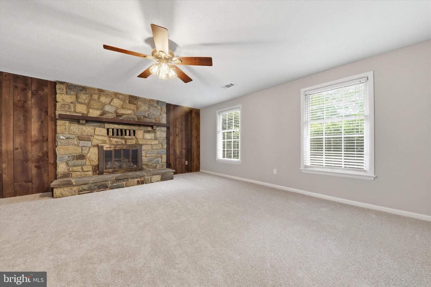 3710 Queen Mary Drive photo 16