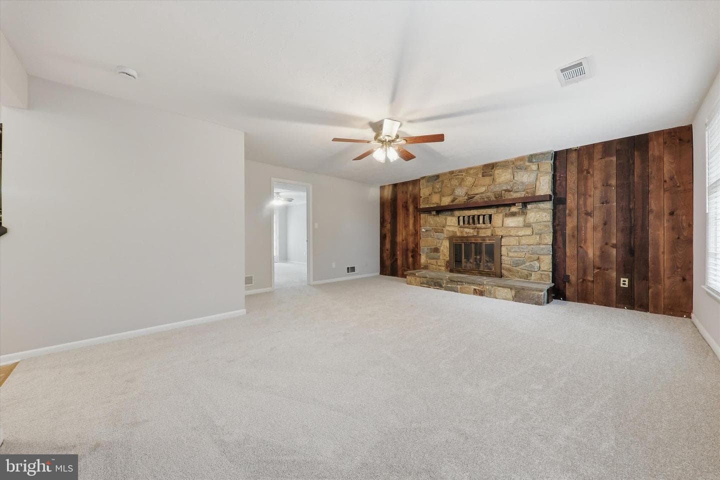 3710 Queen Mary Drive photo 17
