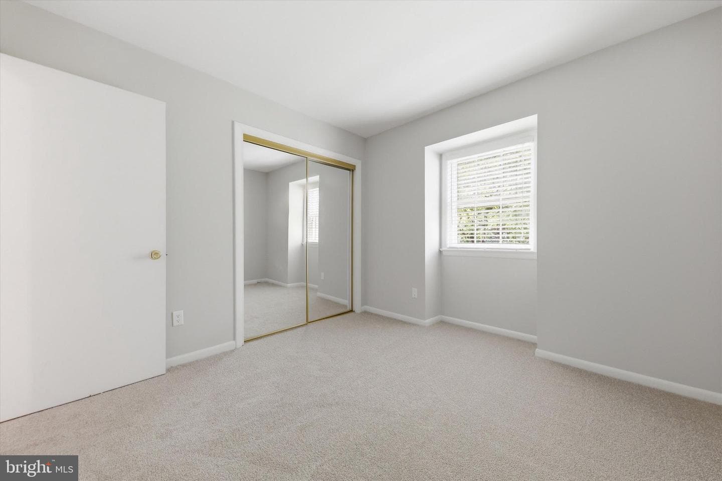 3710 Queen Mary Drive photo 27